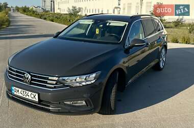 Универсал Volkswagen Passat 2021 в Коростене