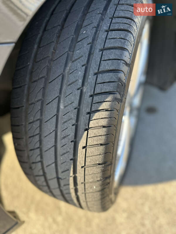 Универсал Volkswagen Passat 2021 в Коростене