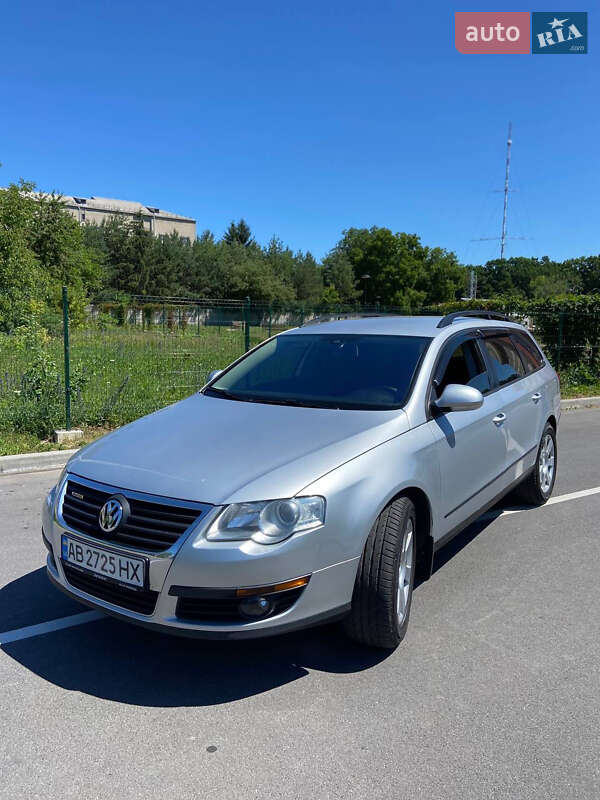 Універсал Volkswagen Passat 2010 в Вінниці