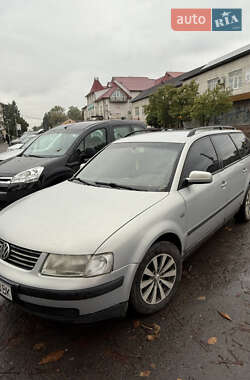 Універсал Volkswagen Passat 1999 в Кіцмані