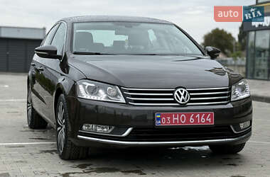 Седан Volkswagen Passat 2014 в 