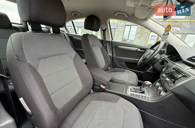 Седан Volkswagen Passat 2014 в 