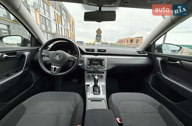 Седан Volkswagen Passat 2014 в 
