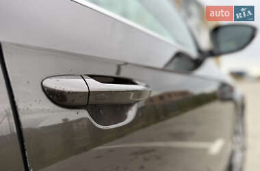 Седан Volkswagen Passat 2014 в 