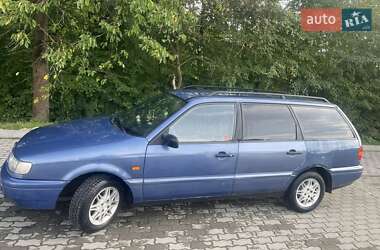 Універсал Volkswagen Passat 1994 в Самборі