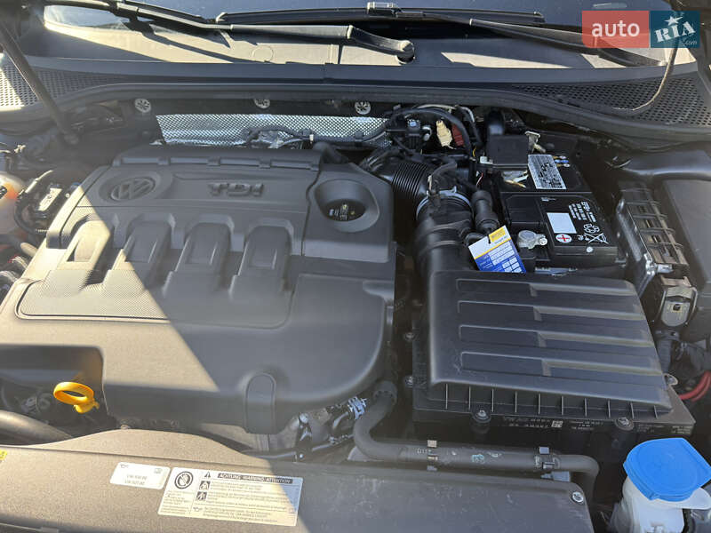 Универсал Volkswagen Passat 2019 в Ковеле фото 40 Универсал Volkswagen Passat 2019 в Ковеле