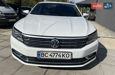 Седан Volkswagen Passat 2016 в Трускавце