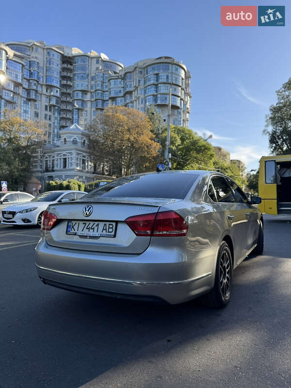 Седан Volkswagen Passat 2013 в Броварах