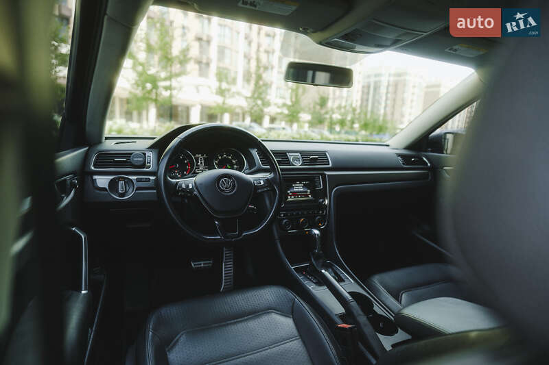 Седан Volkswagen Passat 2016 в Киеве фото 13 Седан Volkswagen Passat 2016 в Киеве