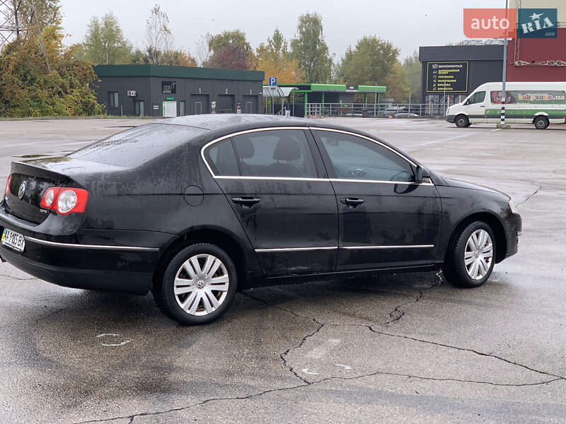 Седан Volkswagen Passat 2006 в Киеве