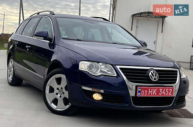 Універсал Volkswagen Passat 2010 в Луцьку