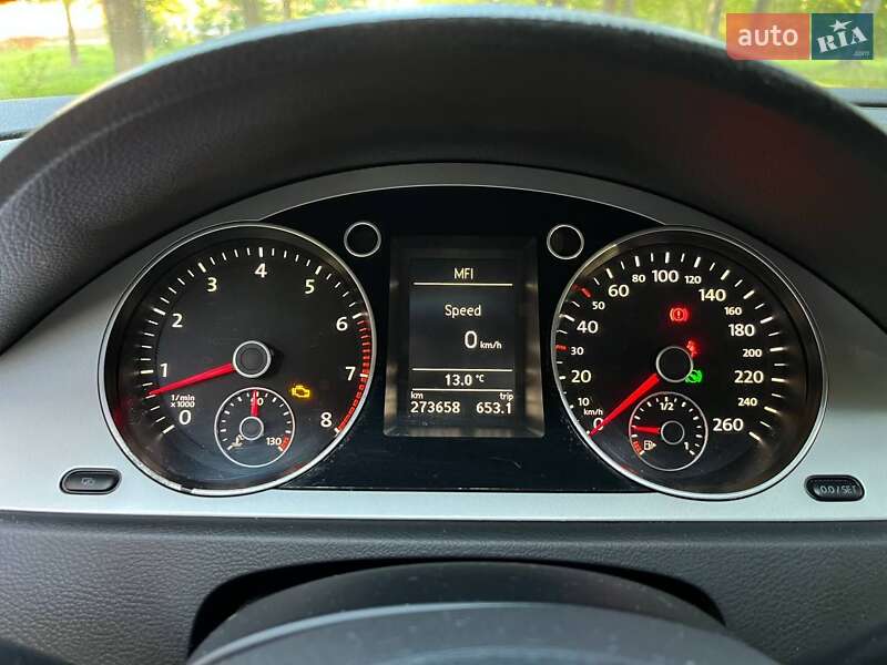 Универсал Volkswagen Passat 2009 в Калуше