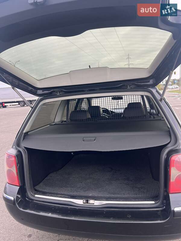 Универсал Volkswagen Passat 2002 в Луцке