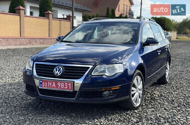 Універсал Volkswagen Passat 2010 в Ковелі