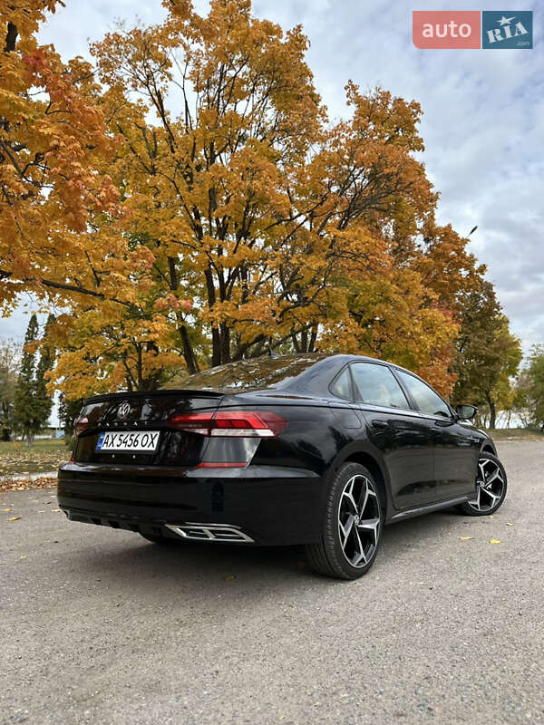 Седан Volkswagen Passat 2021 в Чугуєві