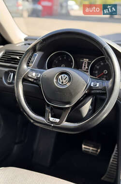 Седан Volkswagen Passat 2018 в 