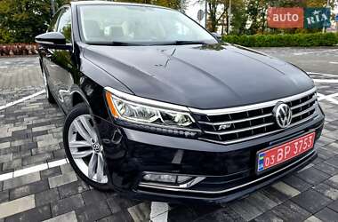 Седан Volkswagen Passat 2018 в Вінниці