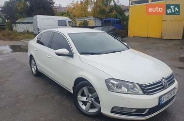 Седан Volkswagen Passat 2012 в Фастове