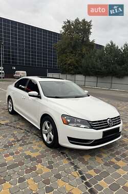 Седан Volkswagen Passat 2012 в 