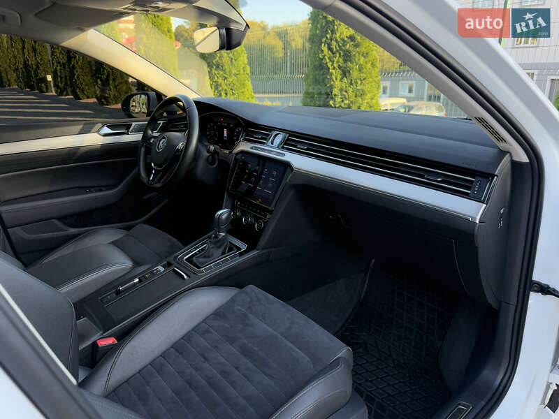 Универсал Volkswagen Passat 2017 в Виннице