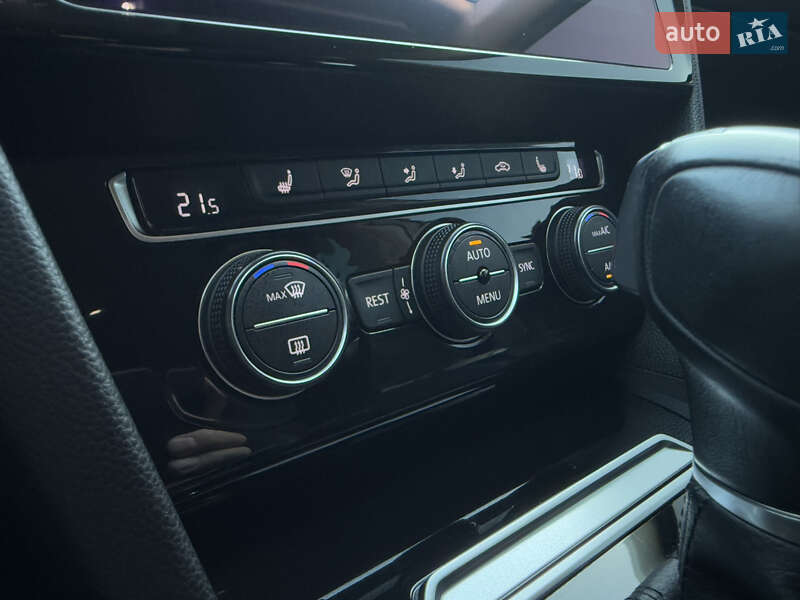 Универсал Volkswagen Passat 2017 в Виннице