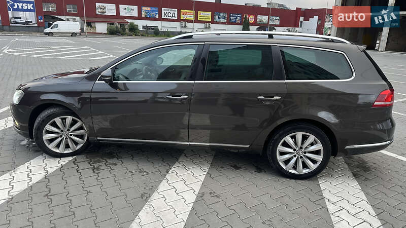 Универсал Volkswagen Passat 2011 в Тернополе