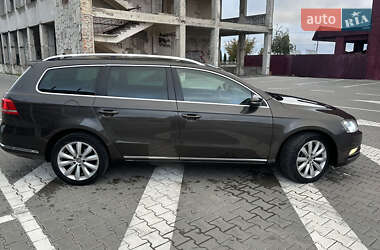 Универсал Volkswagen Passat 2011 в 