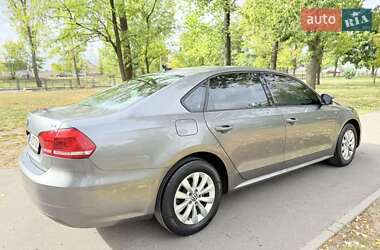Седан Volkswagen Passat 2014 в 