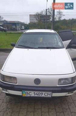 Хетчбек Volkswagen Passat 1989 в Львові