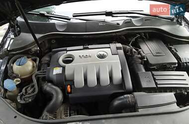 Седан Volkswagen Passat 2005 в Черкасах