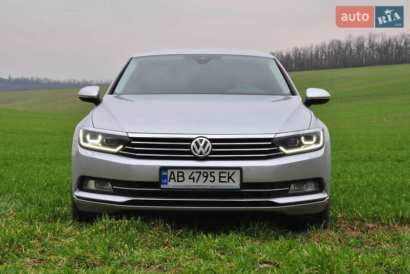 Седан Volkswagen Passat 2016 в Вінниці