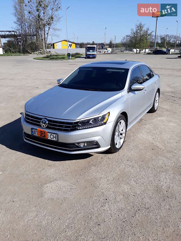 Седан Volkswagen Passat 2017 в Ивано-Франковске фото 11 Седан Volkswagen Passat 2017 в Ивано-Франковске