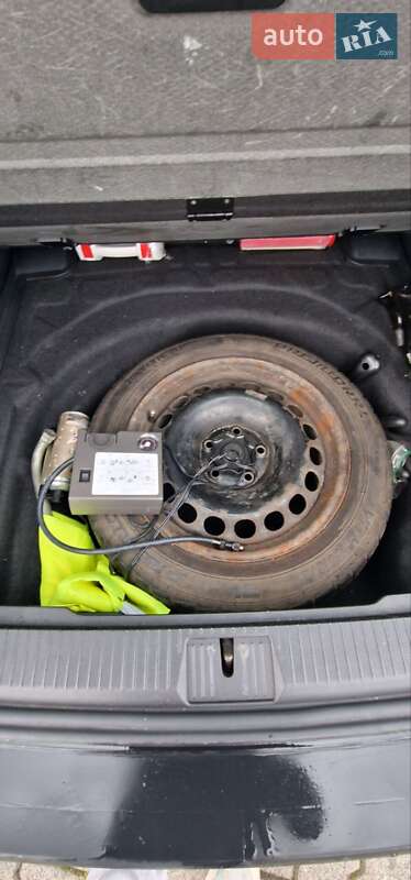 Универсал Volkswagen Passat 2016 в Луцке