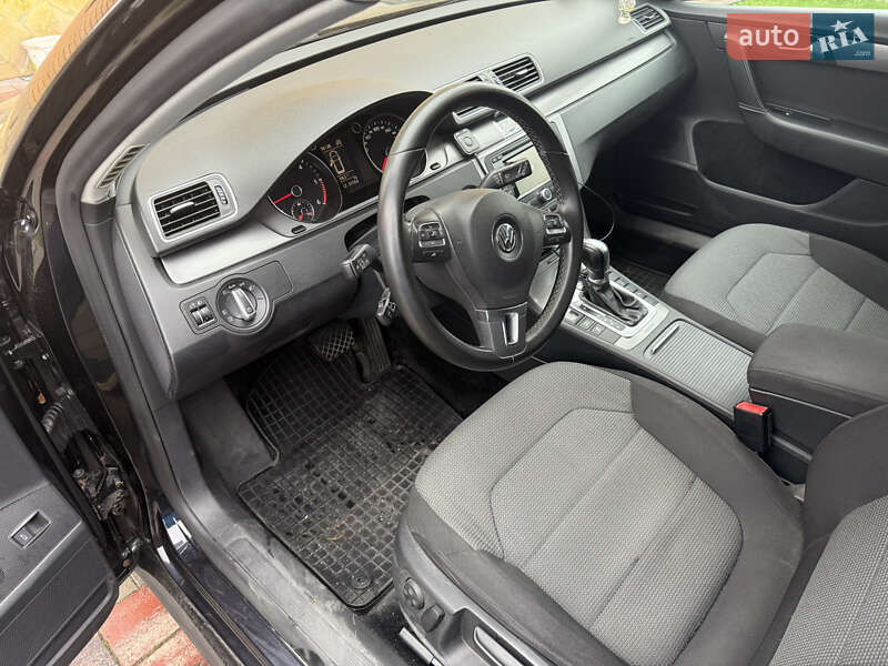 Универсал Volkswagen Passat 2011 в Долине фото 10 Универсал Volkswagen Passat 2011 в Долине