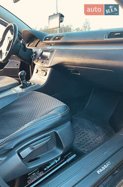 Универсал Volkswagen Passat 2011 в 