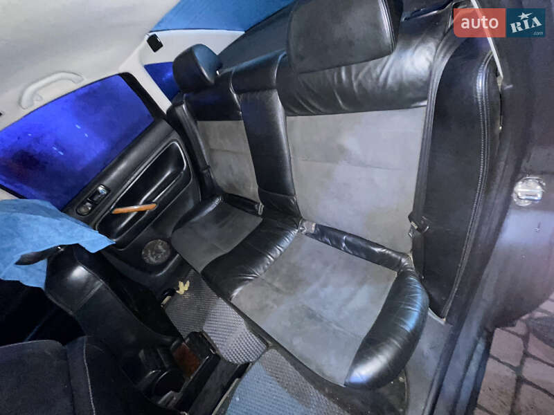 Седан Volkswagen Passat 1998 в Киеве фото 9 Седан Volkswagen Passat 1998 в Киеве