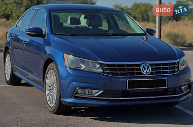 Седан Volkswagen Passat 2017 в Кропивницькому