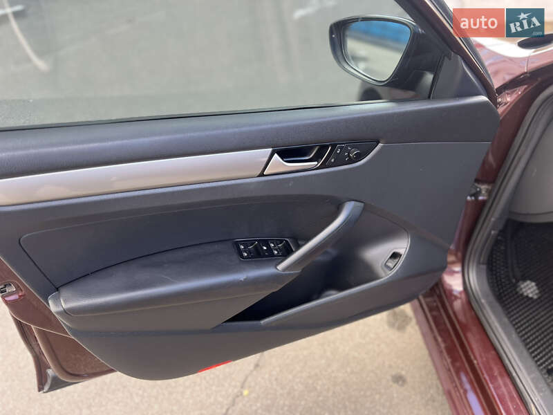 Седан Volkswagen Passat 2012 в Киеве фото 27 Седан Volkswagen Passat 2012 в Киеве