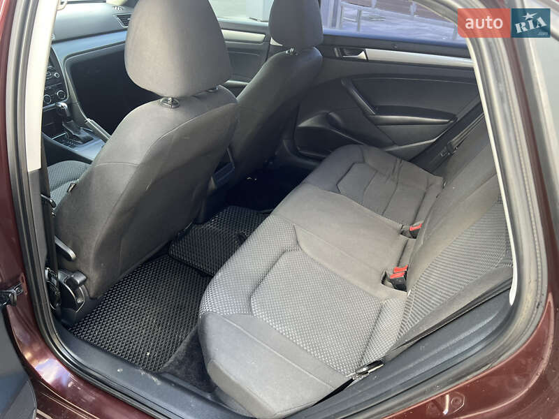 Седан Volkswagen Passat 2012 в Киеве фото 25 Седан Volkswagen Passat 2012 в Киеве