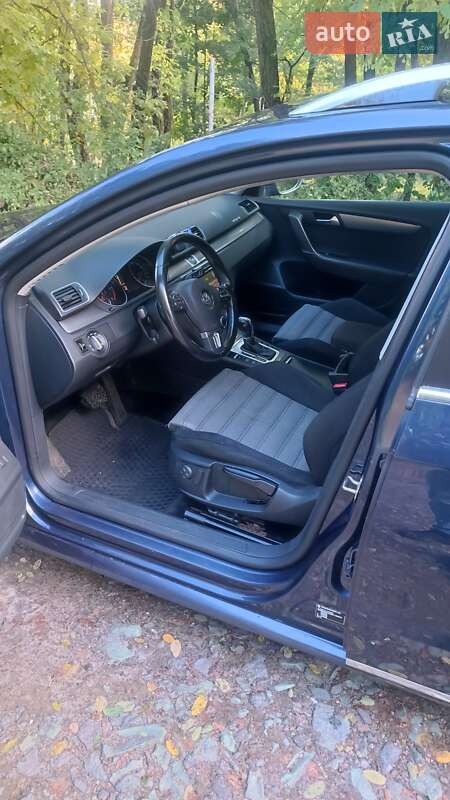 Універсал Volkswagen Passat 2013 в Києві фото 16 Універсал Volkswagen Passat 2013 в Києві