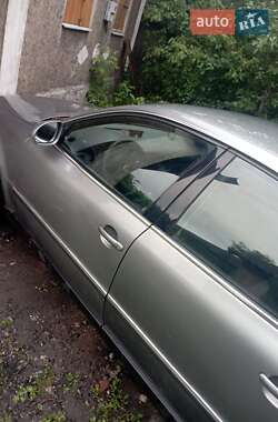 Седан Volkswagen Passat 2004 в Павлограде