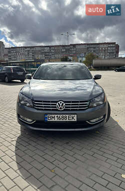 Седан Volkswagen Passat 2013 в Сумах