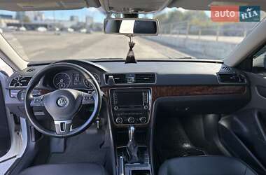 Седан Volkswagen Passat 2012 в 