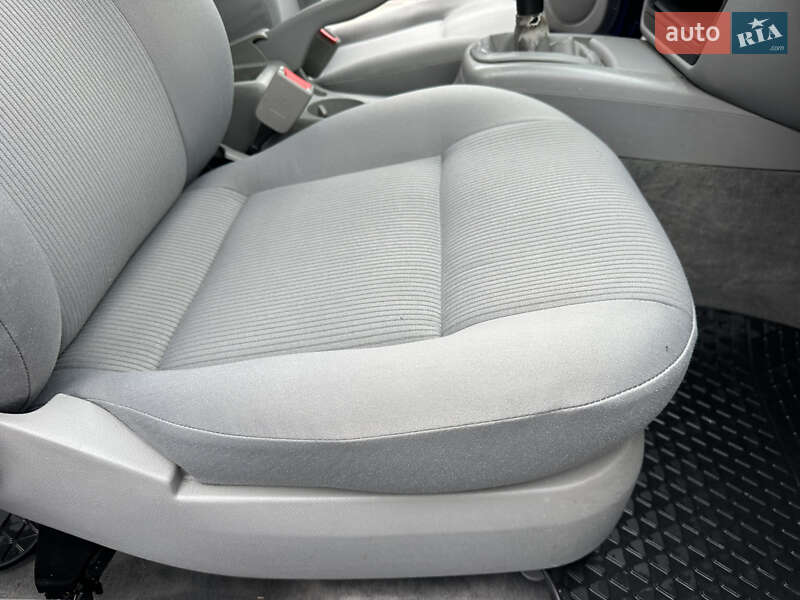 Седан Volkswagen Passat 2002 в Тернополе