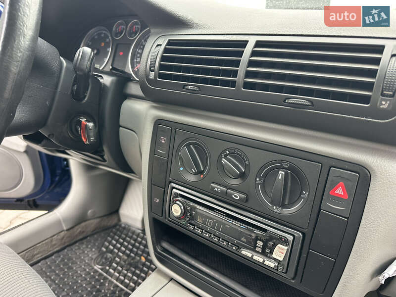 Седан Volkswagen Passat 2002 в Тернополе