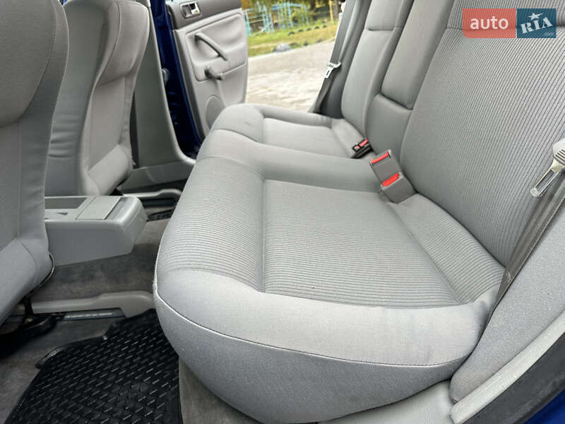 Седан Volkswagen Passat 2002 в Тернополе