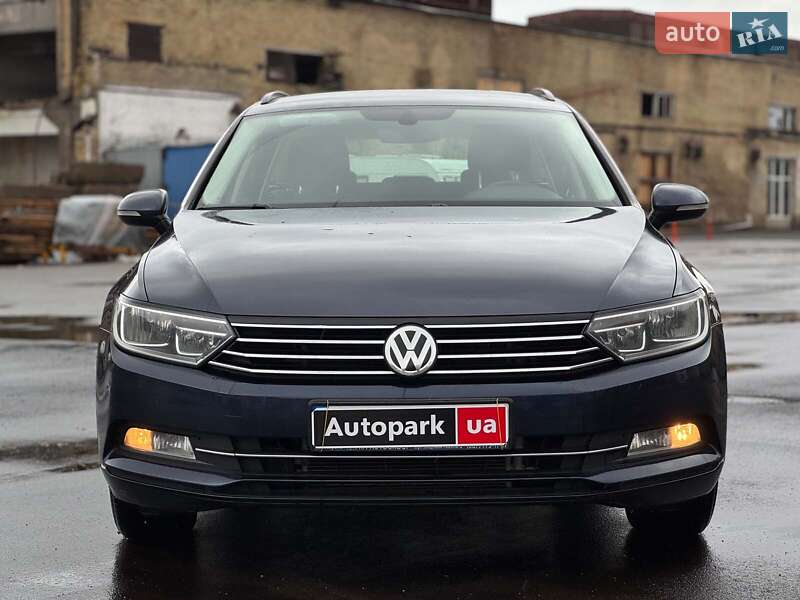 Универсал Volkswagen Passat 2015 в Киеве