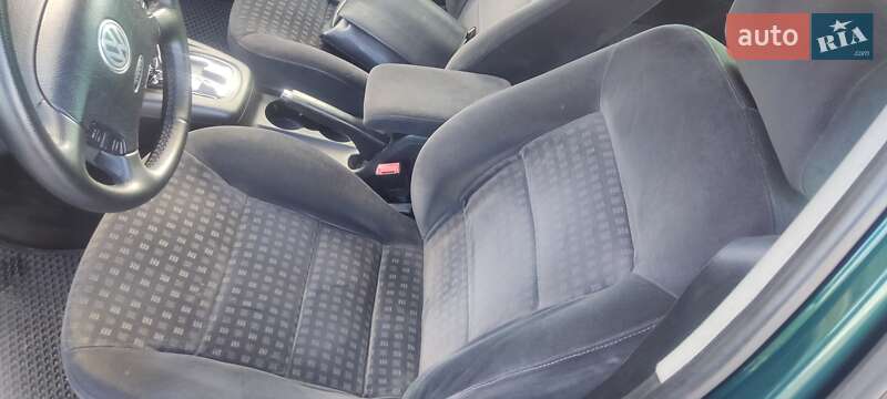 Универсал Volkswagen Passat 2001 в Черкассах