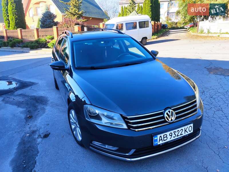 Універсал Volkswagen Passat 2011 в Вінниці