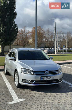 Седан Volkswagen Passat 2011 в Кременчуці